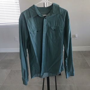 mens gap button up
